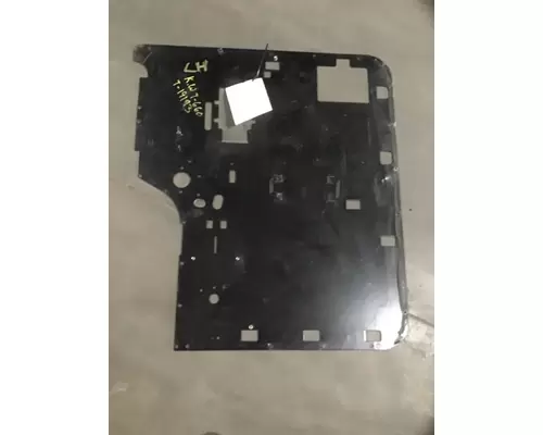 KENWORTH T660 Door Panel (Trim)