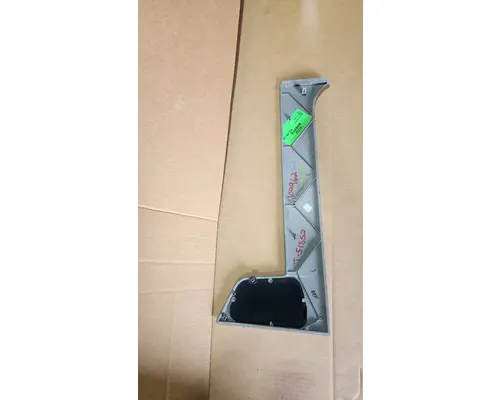 KENWORTH T660 Door Panel (Trim)