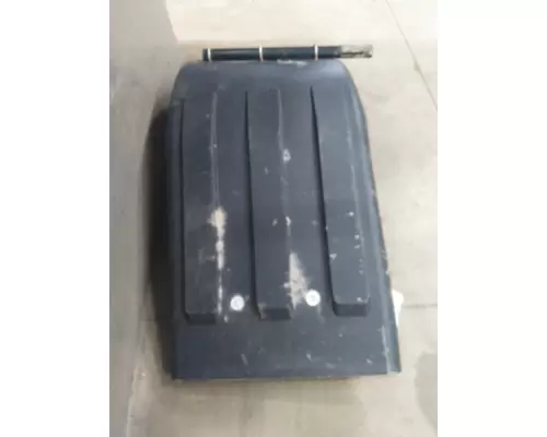 KENWORTH T660 FENDER, QUARTERHALF REAR