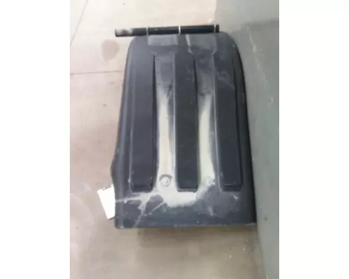 KENWORTH T660 FENDER, QUARTERHALF REAR