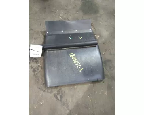 KENWORTH T660 FENDER, QUARTERHALF REAR