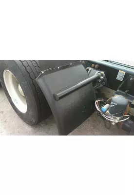 KENWORTH T660 FENDER, QUARTER/HALF REAR