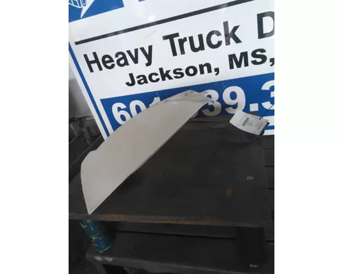 KENWORTH T660 FENDER EXTENSION