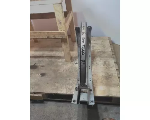 KENWORTH T660 FUEL TANK STRAP