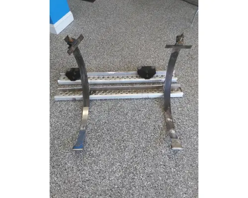 KENWORTH T660 FUEL TANK STRAP