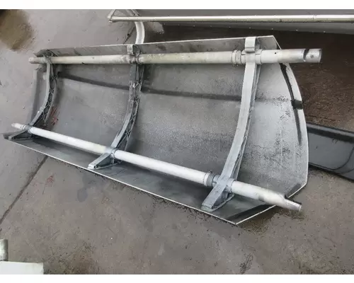 KENWORTH T660 Fairing, Skirt (SideTank)