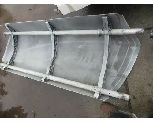 KENWORTH T660 Fairing, Skirt (SideTank)
