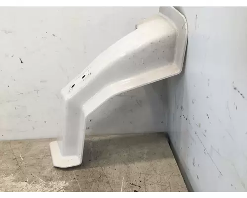 KENWORTH T660 Fender Extension