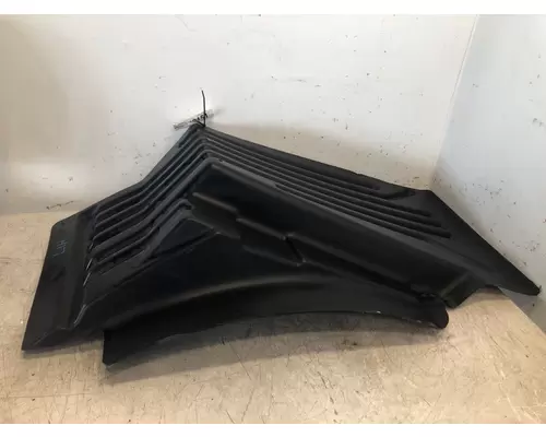 KENWORTH T660 Fender Extension