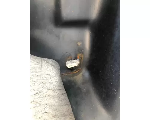 KENWORTH T660 Fender Extension