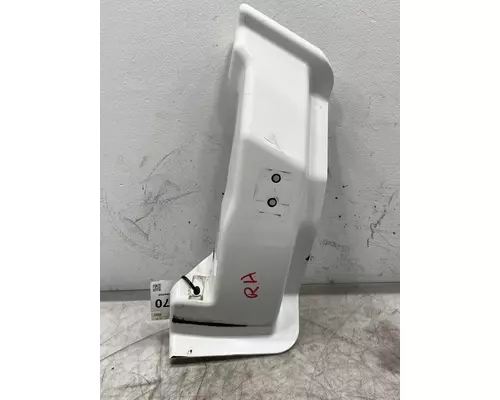KENWORTH T660 Fender Extension