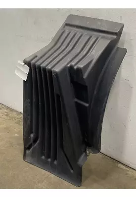 KENWORTH T660 Fender Extension
