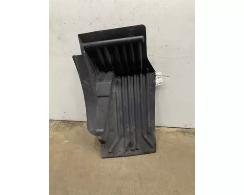 KENWORTH T660 Fender Extension