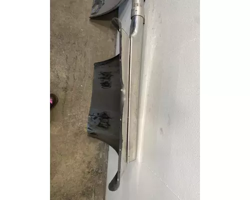 KENWORTH T660 Fender Extension