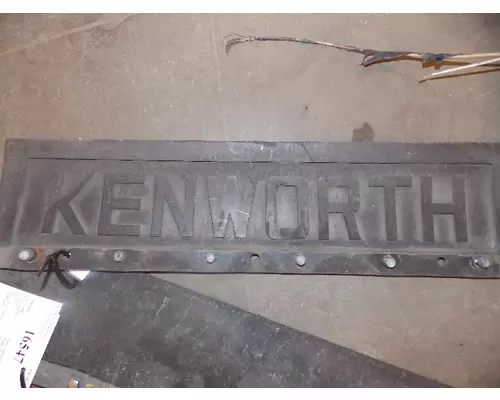KENWORTH T660 Fender