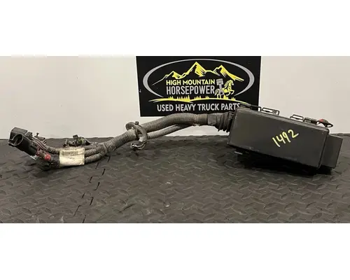 KENWORTH T660 Fuse Box