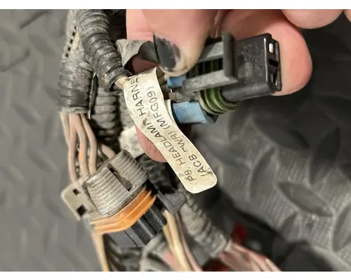 KENWORTH T660 Fuse Box