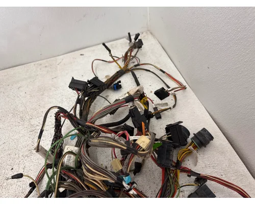 KENWORTH T660 Fuse Box