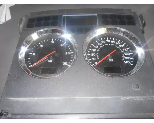 KENWORTH T660 GAUGE CLUSTER