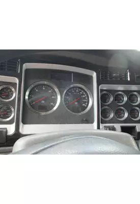 KENWORTH T660 GAUGE CLUSTER