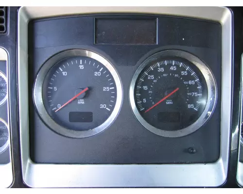 KENWORTH T660 GAUGE CLUSTER