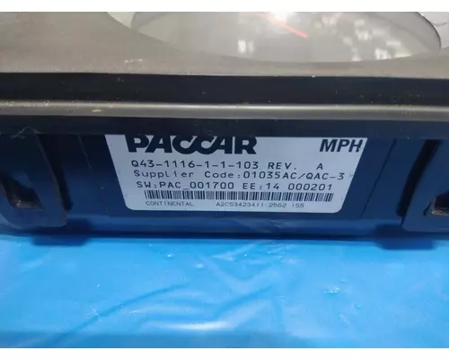 KENWORTH T660 GAUGE CLUSTER