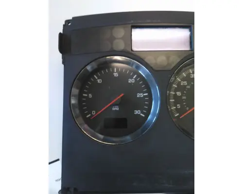 KENWORTH T660 GAUGE CLUSTER