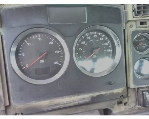 KENWORTH T660 GAUGE CLUSTER