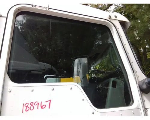 KENWORTH T660 GLASS, DOOR, FRONT
