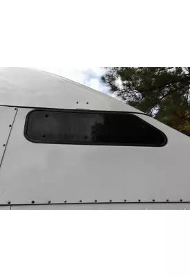 KENWORTH T660 GLASS, SLEEPER