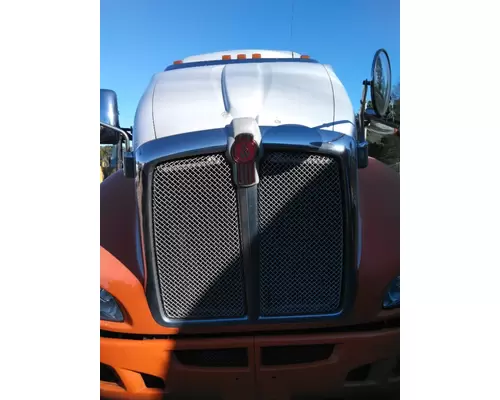 KENWORTH T660 GRILLE