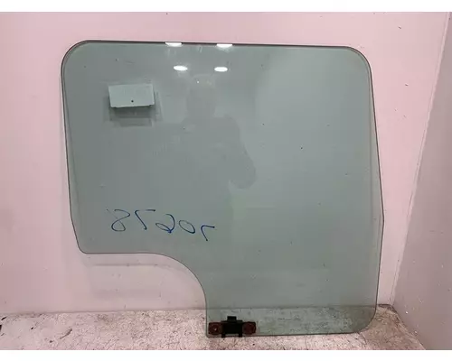 KENWORTH T660 Glass