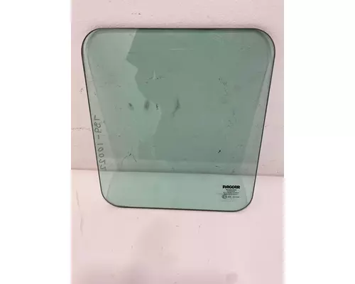 KENWORTH T660 Glass