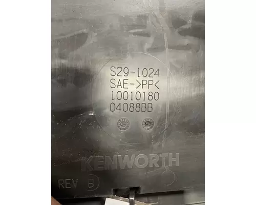 KENWORTH T660 Glove Box