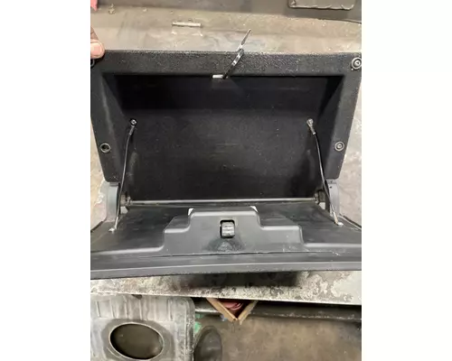 KENWORTH T660 Glove Box