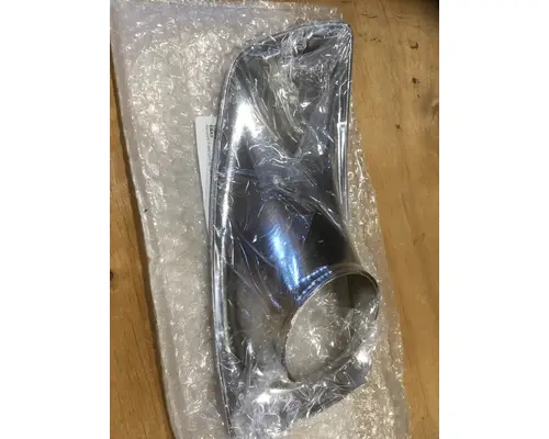 KENWORTH T660 HEADLAMP BEZEL
