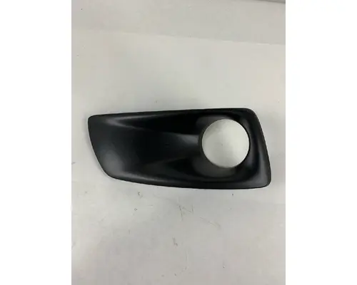 KENWORTH T660 HEADLAMP BEZEL