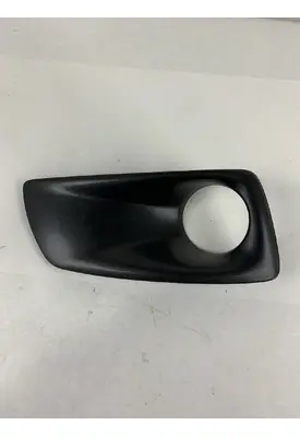 KENWORTH T660 HEADLAMP BEZEL