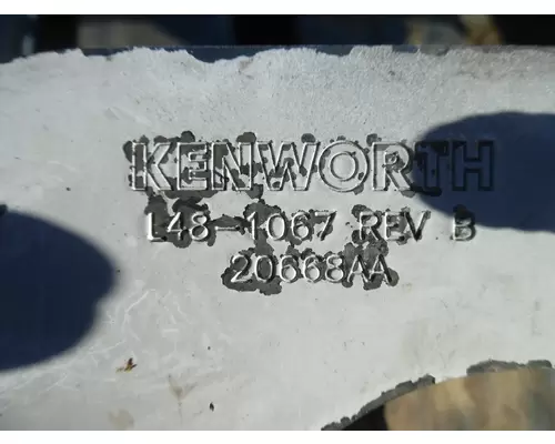 KENWORTH T660 HOOD HINGE
