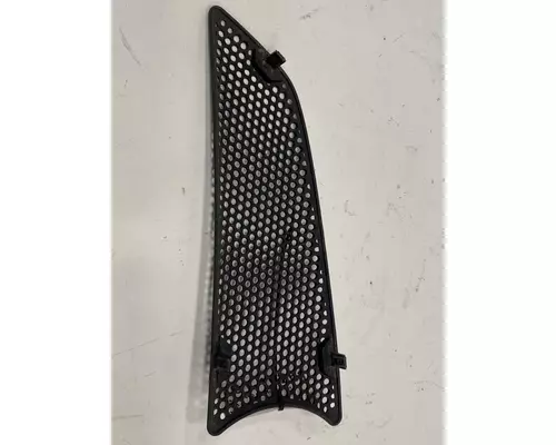 KENWORTH T660 Hood Side Vent