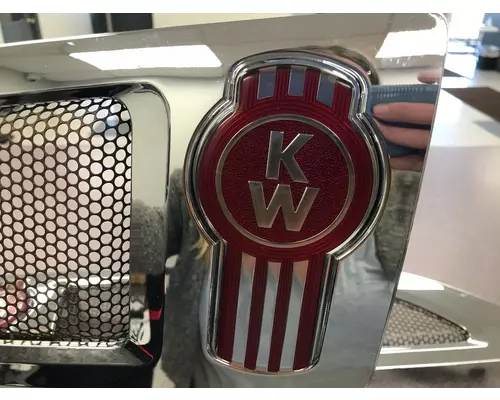 KENWORTH T660 Hood Vents