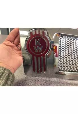 KENWORTH T660 Hood Vents