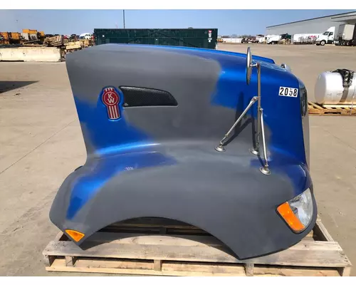 KENWORTH T660 Hood