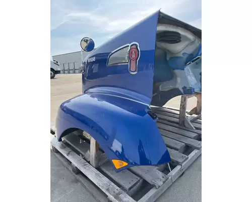 KENWORTH T660 Hood