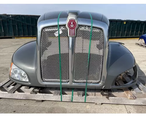 KENWORTH T660 Hood