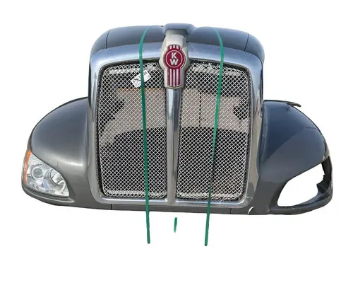 KENWORTH T660 Hood