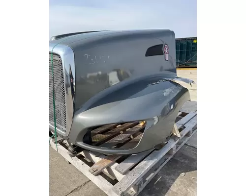 KENWORTH T660 Hood