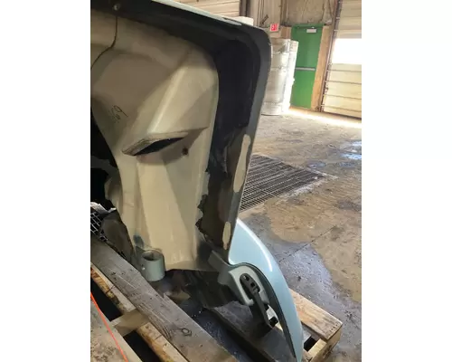 KENWORTH T660 Hood
