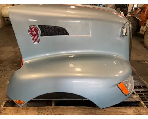 KENWORTH T660 Hood