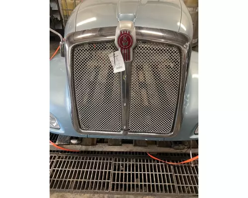 KENWORTH T660 Hood